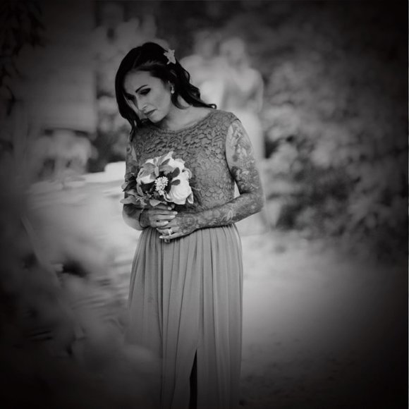 Meet your Posher, Megan - Picture 1 of 1